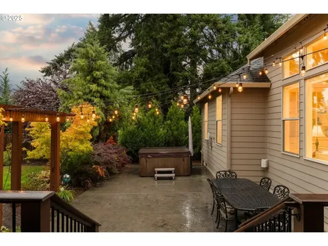 17693 S Anderson Road Oregon City OR 97045