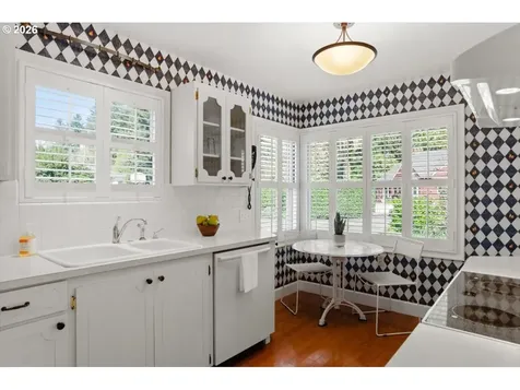 1310 Heater Court West Linn OR 97068