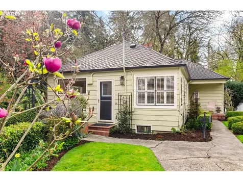1310 Heater Court West Linn OR 97068