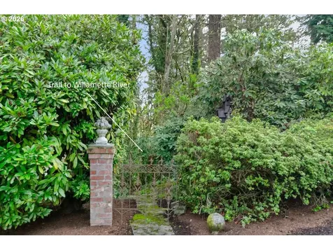 1310 Heater Court West Linn OR 97068