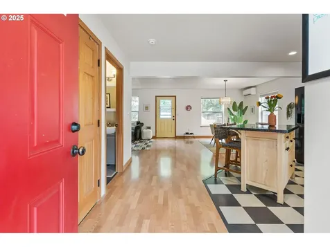 1333 NE Bryant Court Portland OR 97211