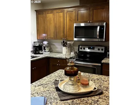 315 NW Pacific Hills Drive Willamina OR 97396