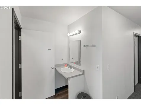 621 SW Evergreen Avenue Redmond OR 97756
