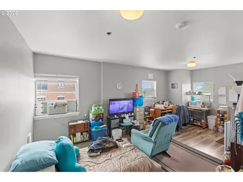621 SW Evergreen Avenue Redmond OR 97756