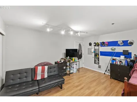 621 SW Evergreen Avenue Redmond OR 97756