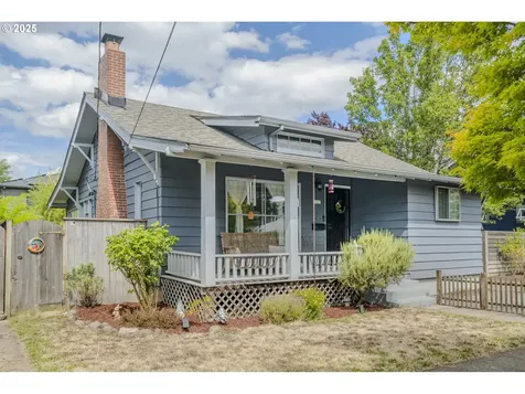 7027 NE Klickitat Street Portland OR 97213