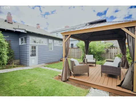 7027 NE Klickitat Street Portland OR 97213