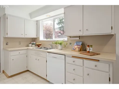 3970 Donald Street Eugene OR 97405