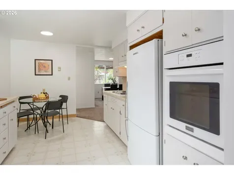 3970 Donald Street Eugene OR 97405