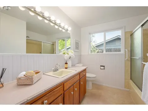 3970 Donald Street Eugene OR 97405