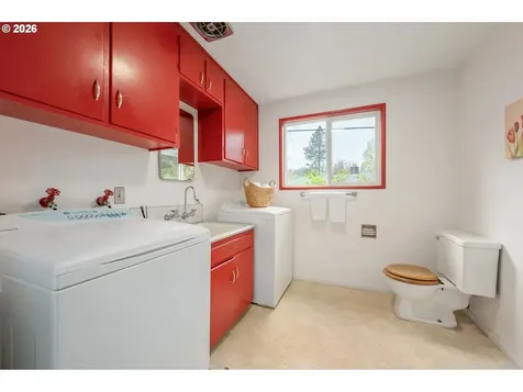 3970 Donald Street Eugene OR 97405