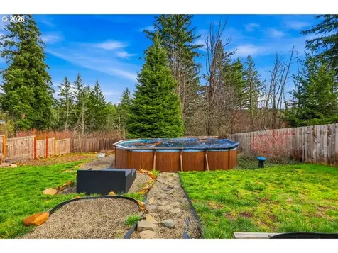 1560 NE Gardiner Drive Estacada OR 97023