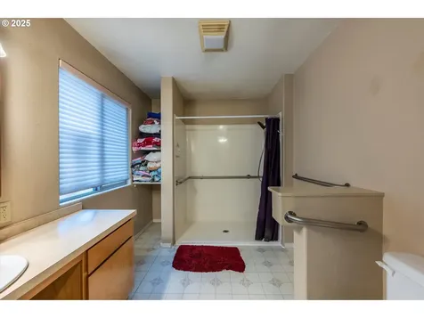 97030 Dodge Avenue Brookings OR 97415