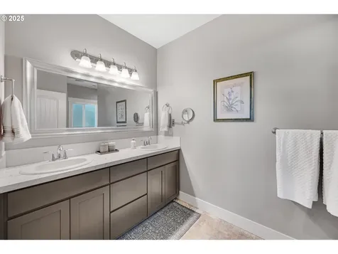 1194 SW Maple Street Dallas OR 97338