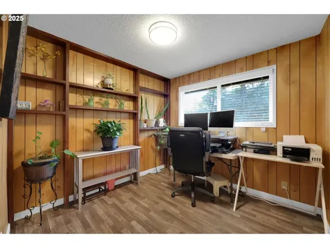 4574 Manzanita Street Eugene OR 97405