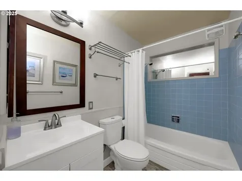 4574 Manzanita Street Eugene OR 97405