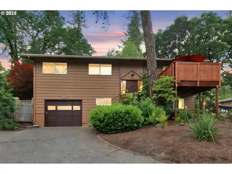 4574 Manzanita Street Eugene OR 97405