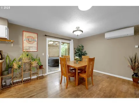 4574 Manzanita Street Eugene OR 97405