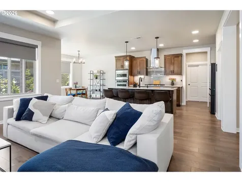 5474 SE 80th Avenue Hillsboro OR 97129