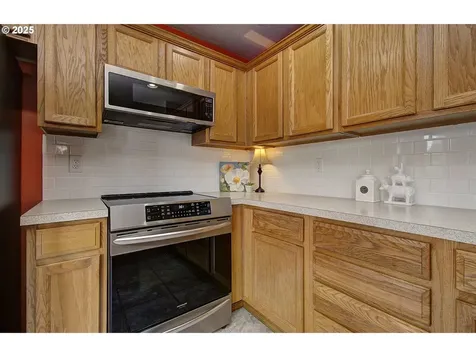8204 NE 21st Place Vancouver WA 98665
