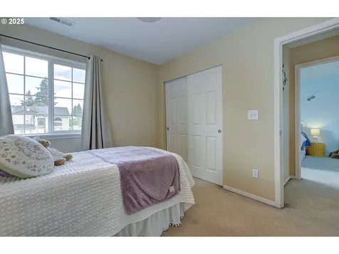 8204 NE 21st Place Vancouver WA 98665