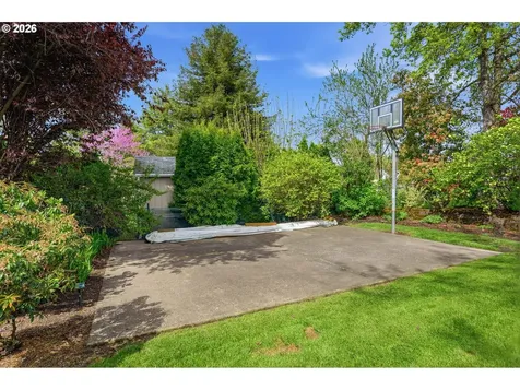 12323 SE Ashley Street Clackamas OR 97015