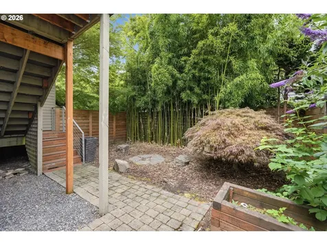 1805 NE Halsey Street Portland OR 97232