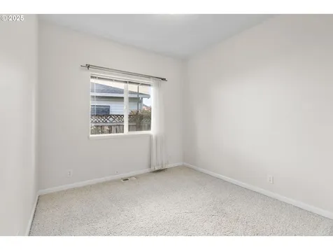 456 Naismith Boulevard Eugene OR 97404