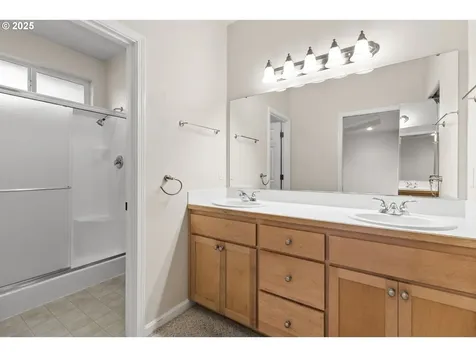 456 Naismith Boulevard Eugene OR 97404