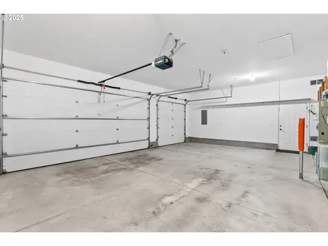 456 Naismith Boulevard Eugene OR 97404
