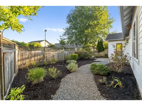 456 Naismith Boulevard Eugene OR 97404