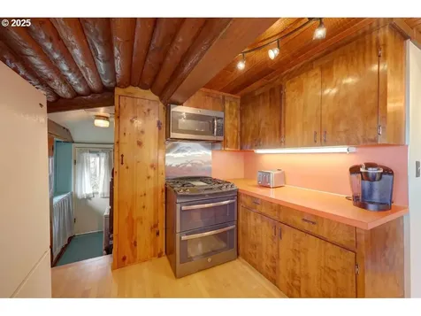 604 15th Avenue Seaside OR 97138