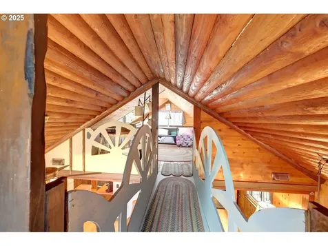 604 15th Avenue Seaside OR 97138