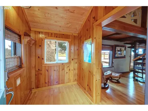 604 15th Avenue Seaside OR 97138