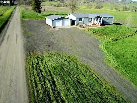 141 Buell Lane Roseburg OR 97471