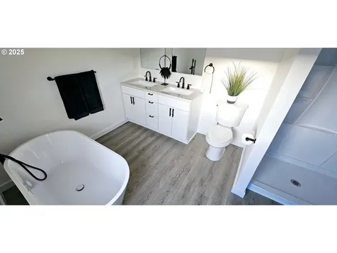 141 Buell Lane Roseburg OR 97471