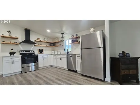 141 Buell Lane Roseburg OR 97471