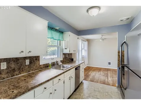 3206 Watson Avenue Vancouver WA 98661