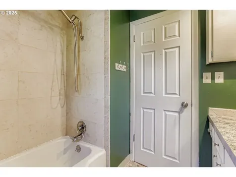 3206 Watson Avenue Vancouver WA 98661