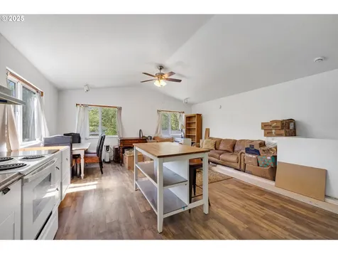 8970 15th Street Bay City OR 97107