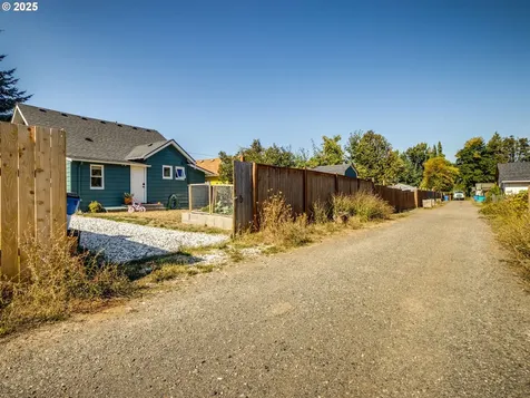 3705 P Street Vancouver WA 98663
