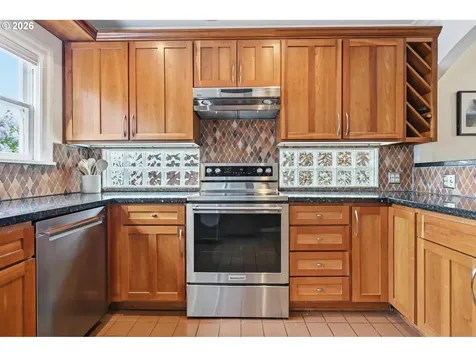 3334 NE 45th Avenue Portland OR 97213
