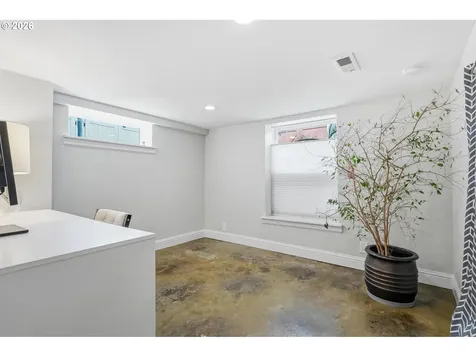 3334 NE 45th Avenue Portland OR 97213