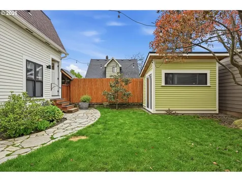 3334 NE 45th Avenue Portland OR 97213