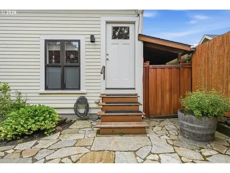 3334 NE 45th Avenue Portland OR 97213