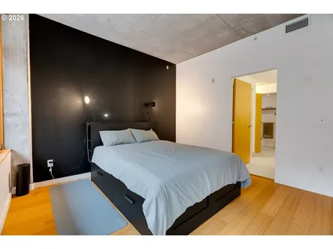 1234 SW 18th Avenue Portland OR 97205