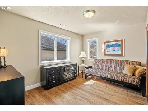 6004 NW Landing Drive Portland OR 97229