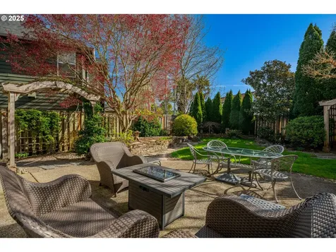 6004 NW Landing Drive Portland OR 97229