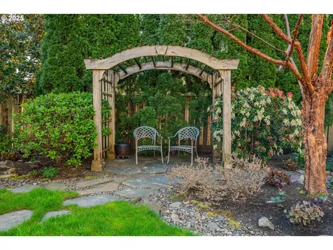 6004 NW Landing Drive Portland OR 97229
