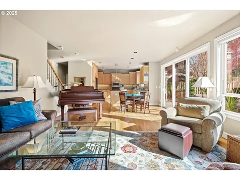 6004 NW Landing Drive Portland OR 97229